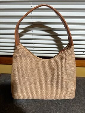 Mansur Gavriel Candy Hobo